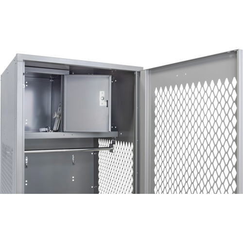 Casier pour &eacute;quipement avec porte, Acier, 24" la x 24" p x 72" h, Gris Auto Electric Service Ltd.