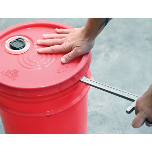 Cl&eacute; pour baril, Ouverture de 3/4"/2", Poign&eacute;e 9-1/2", Acier inoxydable Auto Electric Service Ltd.