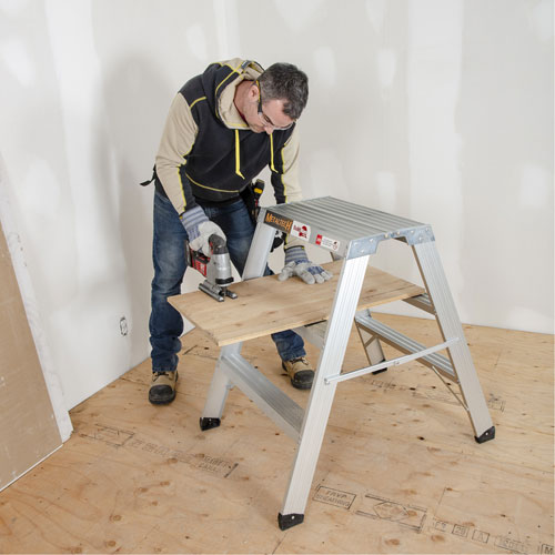 Portable Work-Stand Saw Horse, Aluminum Frame, 12-1/4" D x 36" H Auto Electric Service Ltd.