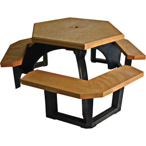 Tables de pique-nique hexagonales en plastique recycl&eacute;, 78" lo x 78" la, C&egrave;dre Auto Electric Service Ltd.
