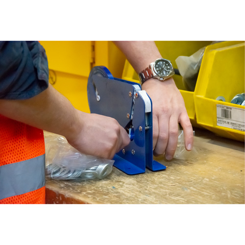 Machines robustes pour fermer les sacs Auto Electric Service Ltd.