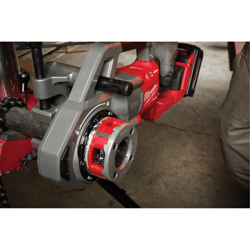 M18 Fuel Compact Pipe Threader, 1-1/4" Pipe Thread Auto Electric Service Ltd.