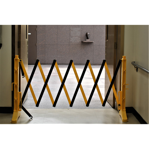 Barri&egrave;re Xpandit, 36" h x 11,5' lo, Noir/Jaune Auto Electric Service Ltd.