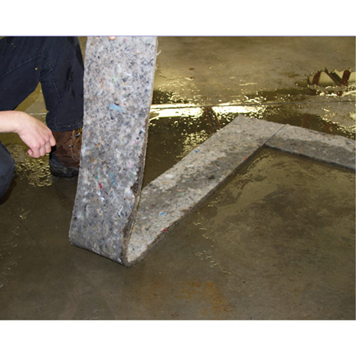 Bandes Husky Spilltration, Huile seulement, 64" x 8", 4 gal. d'absorption Auto Electric Service Ltd.