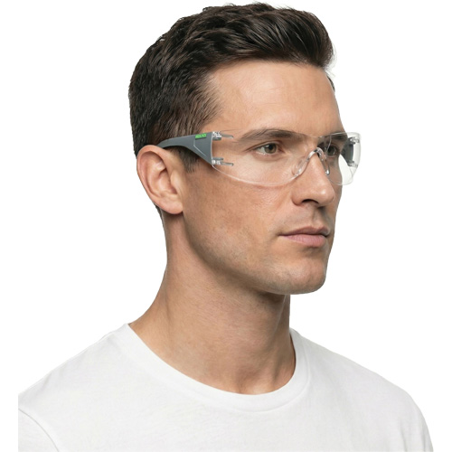 Lunettes de s&eacute;curit&eacute; gris/vert Adapt Lite, Lentille Transparent, Antibu&eacute;e/Anti-&eacute;gratignures, ANSI Z87+/R&eacute;pond ou surpasse la norme CSA Z94.3 Auto Electric Service Ltd.