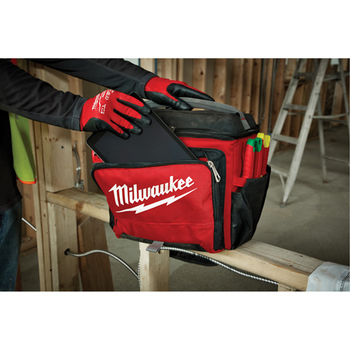 Jobsite Cooler, 20.5 L Capacity Auto Electric Service Ltd.