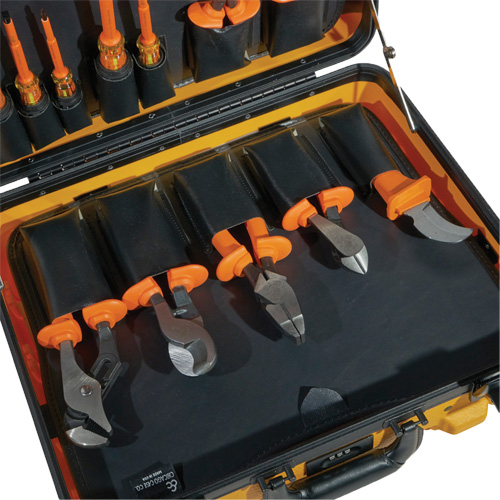 Ensembles d'outils isol&eacute;s d'usage g&eacute;n&eacute;ral, 13 M Auto Electric Service Ltd.