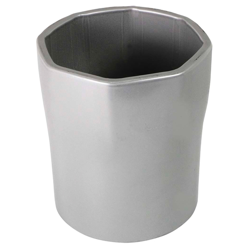 Douille pour &eacute;crou d'essieu Auto Electric Service Ltd.