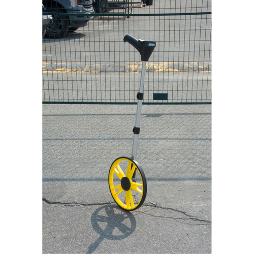 Digital Distance Measuring Wheel, 12.5"/31.8 cm, 99999.9 m Range, Feet/Metres Auto Electric Service Ltd.
