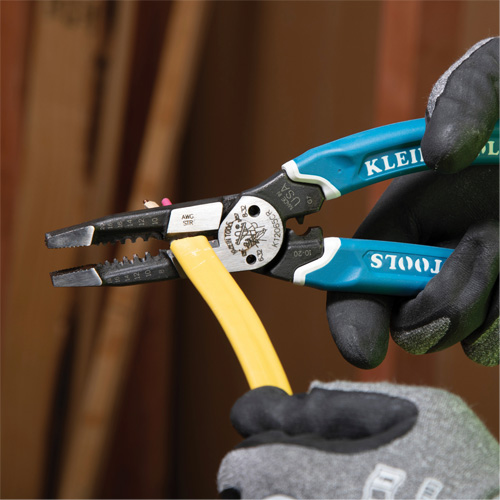 Klein-Kurve&reg; Heavy-Duty Wire Stripper, Cutter & Crimper Multi-Tool, 8-1/4" L, 8 - 20 AWG Auto Electric Service Ltd.