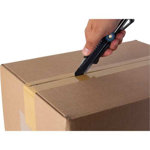 18mm Professional Knife with Ratchet, Stainless Steel, Heavy-Duty, Plastic Handle Auto Electric Service Ltd.