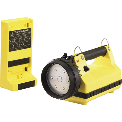 Lanterne avec syst&egrave;me de montage pour v&eacute;hicule E-Flood LiteBox, DEL, 615 lumens, 8 hres de fonctionnement, piles Rechargeable, Compris Auto Electric Service Ltd.