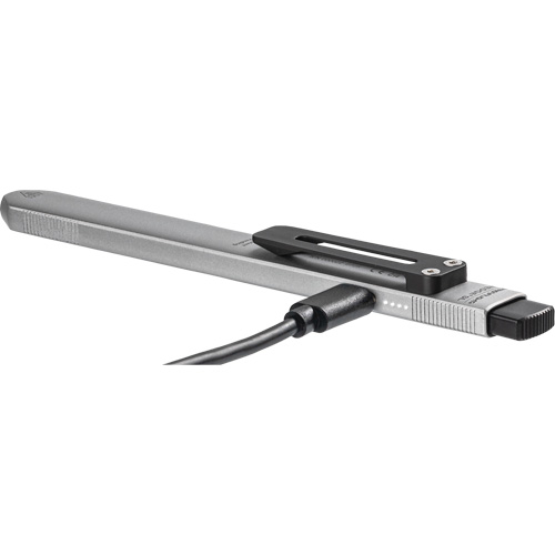 Lampe de poche Wedge SL avec couvercle, 500 lumens, Piles Rechargeable Auto Electric Service Ltd.