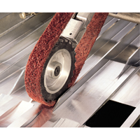 Courroies de traitement des surfaces Scotch-Brite Auto Electric Service Ltd.