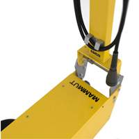 Mammut Jack, 165 Ton(s), Air Hydraulic Auto Electric Service Ltd.