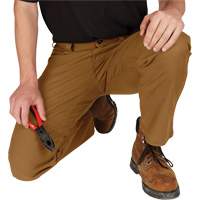 Pantalon de travail flexible et robuste, Poly-coton/Spandex, Khaki, Taille 32, Entrejambe 32 Auto Electric Service Ltd.