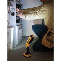 Lampe de travail portative, DEL, 500 lumens, 3 hres de fonctionnement, piles Rechargeable, Non compris Auto Electric Service Ltd.
