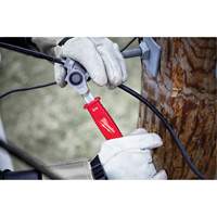 Cl&eacute; polygonale isol&eacute;e &agrave; cliquet 2 en 1 pour le monteur de ligne Auto Electric Service Ltd.