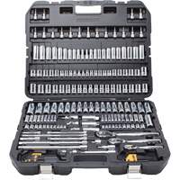 Ensemble d'outils pour m&eacute;canicien Auto Electric Service Ltd.